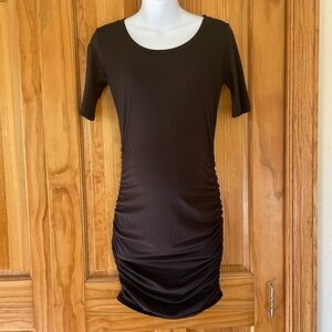 Maternity fitted dress